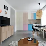 2Studios